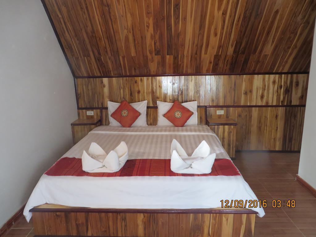 Namkhan Riverside Hotel Luang Prabang Esterno foto