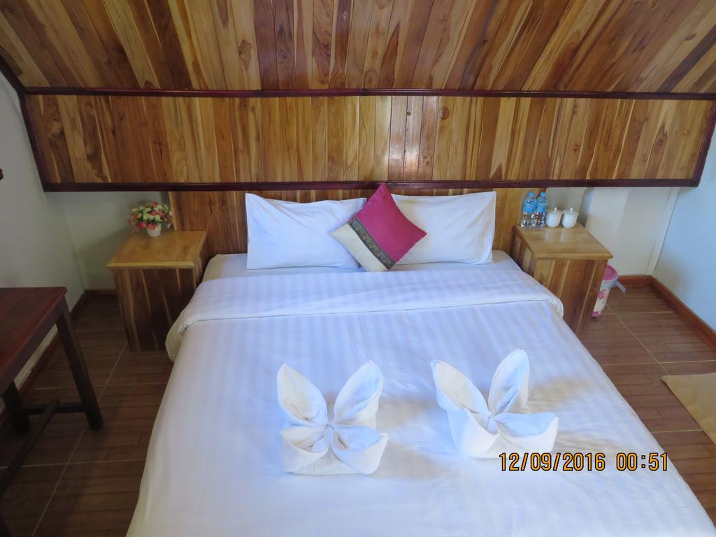 Namkhan Riverside Hotel Luang Prabang Esterno foto