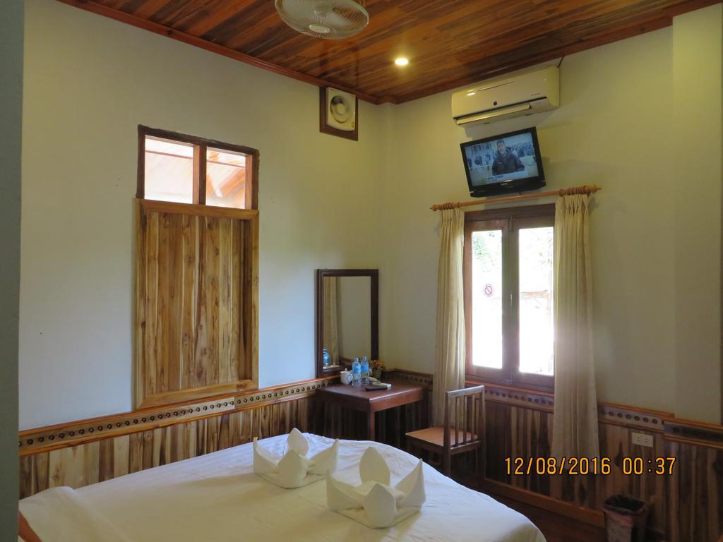 Namkhan Riverside Hotel Luang Prabang Esterno foto
