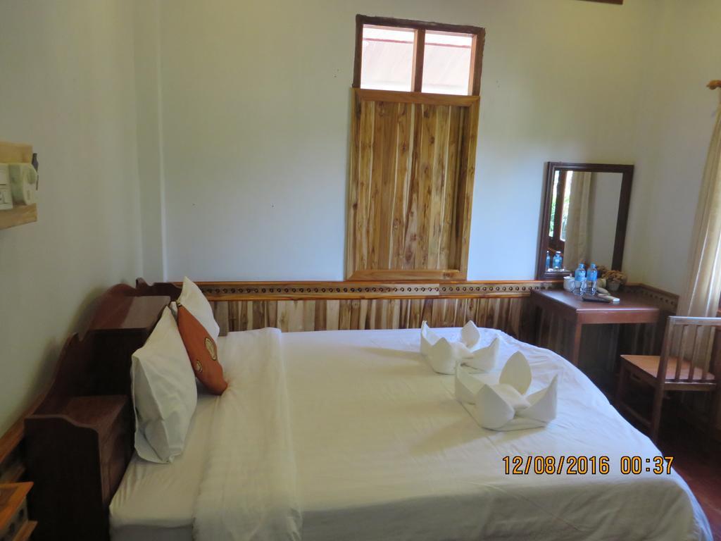 Namkhan Riverside Hotel Luang Prabang Esterno foto