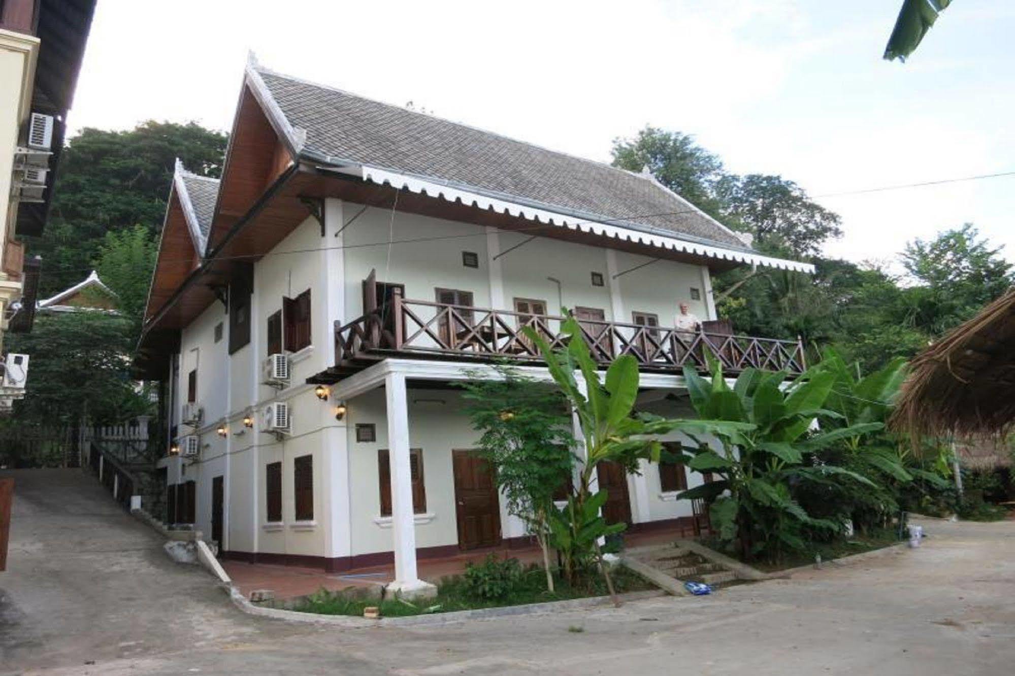 Namkhan Riverside Hotel Luang Prabang Esterno foto